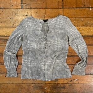 Silk Theory tie front top size medium